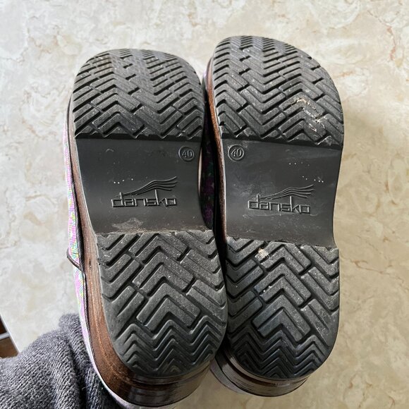 Dansko Clogs Sz 40 Vegan Floral Canvas Design with Brown Trim and Heel - Picture 7 of 14